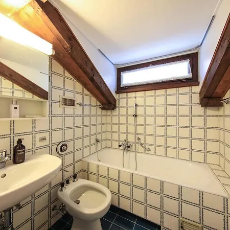 Haus Unter Der Buche Casa vacanze Locarno