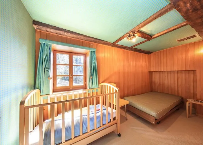 Haus Unter Der Buche * 洛迦诺